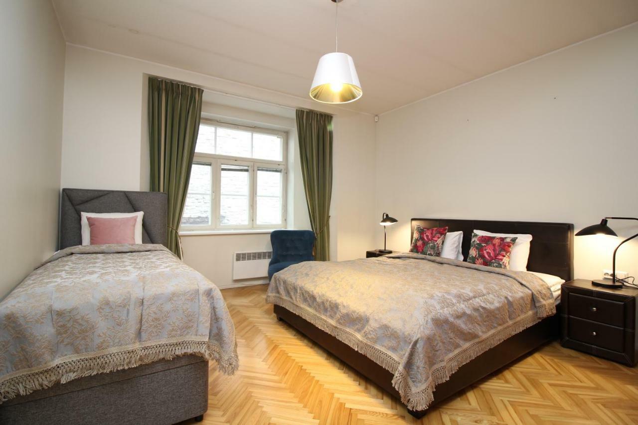 Tallinn City Apartments 4 Bedroom With Sauna And 2 Bathroom Bagian luar foto
